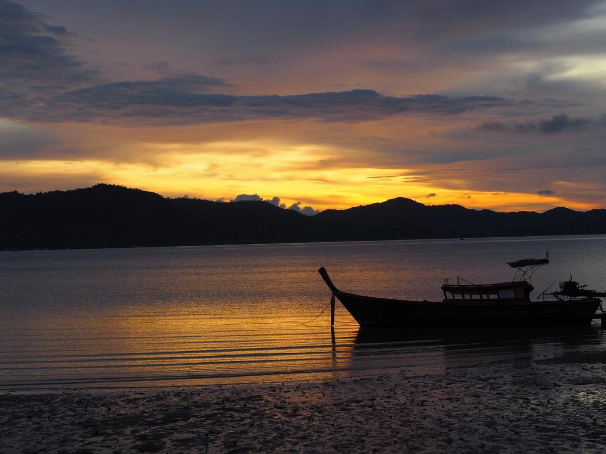 Modern Sunset Sea House Lam Sai Villa Đảo Koh Yao Noi Ngoại thất bức ảnh